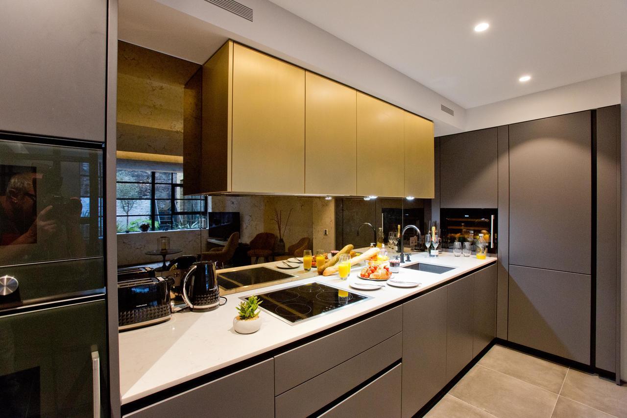 Luxury Royalty Mews Apartman London Szoba fotó
